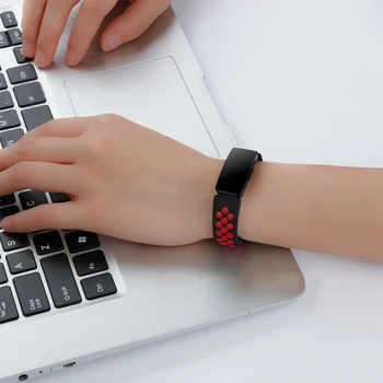 Kahe Tooni Õhu Auk Silikoon Tarvikud Kerge Watch Band Asendamine Randmepaela Kaasaskantav Reguleeritav Fitbit Inspire HR